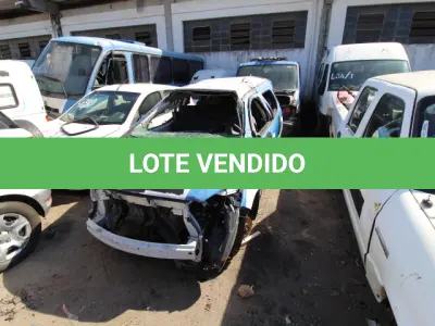 LOTE 035 - SUCATA DE VEÍCULOS:   BOXER F330M 23S, CHASSI 936ZBWMFBD2105312    SPIN 1.8L MT LS E, CHASSI 9BGJG7520HB120399
