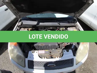 LOTE 078 - VEÍCULO; MARCA/MODELO: FORD/FIESTA FLEX FAB/MOD: 2009/2009 PLACA: JSC9117 CHASSI: 9BFZF55A498385023