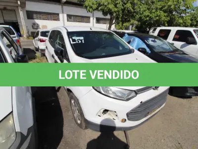 LOTE 057 - VEÍCULO; MARCA/MODELO: FORD/ECOSPORT S 1.6 FAB/MOD: 2013/2014 PLACA: OUN4198 CHASSI: 9BFZB55P7E8852476