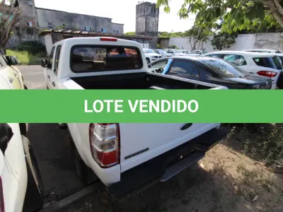 LOTE 055 - VEÍCULO; MARCA/MODELO: I/FORD RANGER XL 13P FAB/MOD: 2010/2011 PLACA: NTN9842 CHASSI: 8AFER13P5BJ330555