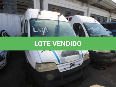 LOTE 041 - SUCATA DE VEÍCULOS:    SPIN 1.8L MT LSE, CHASSI 9BGJG7520HB127666    JUMPER F35 LH, CHASSI 935ZCWMNCE2123395