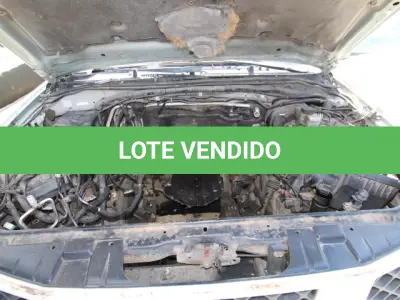 LOTE 127 - VEÍCULO; MARCA/MODELO: NISSAN/FRONTIER XE 25 X4 (SEM MOTOR) FAB/MOD: 2009/2009 PLACA: JFQ5215 CHASSI: 94DVCUD409J235347