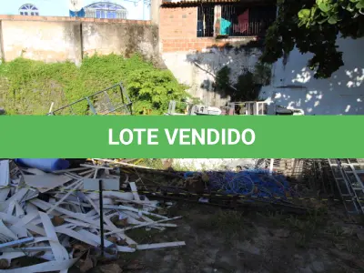 LOTE 012 - DIVERSOS MATERIAIS DE FERRO COMPOSTO DE:  SUCATA DE FERRO, MADEIRA, ALUMINIO, CONDICIONADORES DE AR, FERRO, PVC, INOX, GRADES EM FERRO 