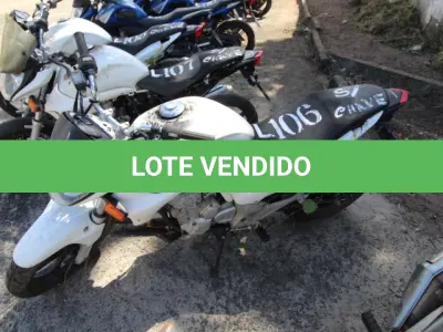 LOTE 106 - VEÍCULO; MARCA/MODELO: HONDA/CB 300R FAB/MOD: 2012/2012 PLACA: OLC3589 CHASSI: 9C2NC4310CR070479