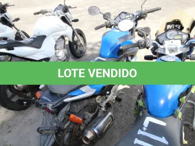 LOTE 109 - VEÍCULO; MARCA/MODELO: HONDA/CB 300R FAB/MOD: 2012/2012 PLACA: OLB0084 CHASSI: 9C2NC4310CR074150