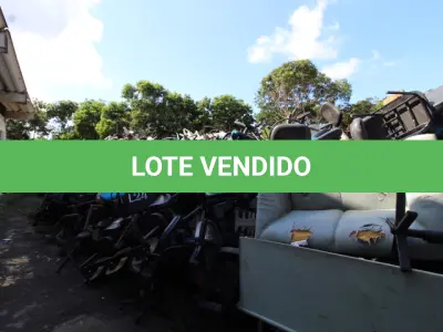 LOTE 024 - DIVERSOS MATERIAIS DE ESCRITÓRIO COMPOSTO DE: SOFÁS, LONGARINAS, POLTRONAS, CADEIRAS FIXAS, CADEIRAS GIRATORIAS, CADEIRAS PLASTICAS, CADEIRAS ESCOLARES