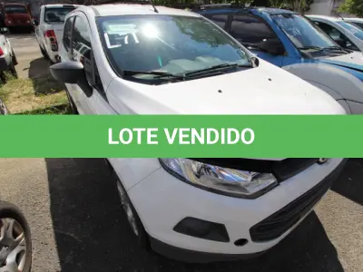 LOTE 071 - VEÍCULO; MARCA/MODELO: FORD/ECOSPORT S 1.6 (KIT GÁS) FAB/MOD: 2012/2013 PLACA: OKZ7815 CHASSI: 9BFZB55P0D8818619