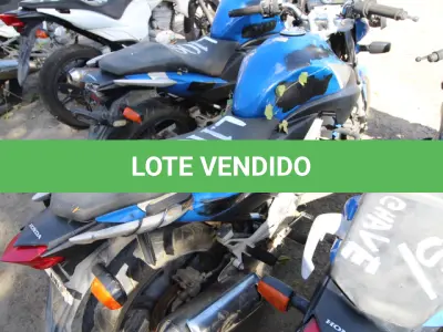 LOTE 110 - VEÍCULO; MARCA/MODELO: HONDA/CB 300R FAB/MOD: 2012/2012 PLACA: OLB7660 CHASSI: 9C2NC4310CR074073