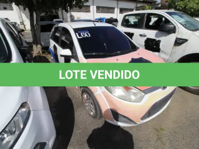 LOTE 060 - VEÍCULO; MARCA/MODELO: FORD/FIESTA 1.6 FLEX FAB/MOD: 2011/2012 PLACA: NZM8689 CHASSI: 9BFZF55P3C8272563