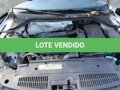 LOTE 005 - VEÍCULO: MARCA/MODELO: I/VW TIGUAN 2.0 TSI; FAB/MOD: 2011/2012; PLACA: NZM7939; CHASSI: WVGSV65N1CW527477