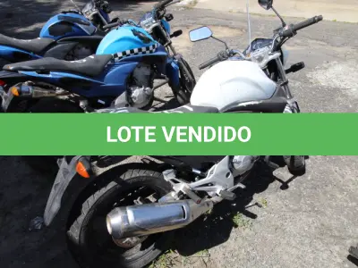 LOTE 093 - VEÍCULO; MARCA/MODELO: HONDA/CB 300R FAB/MOD: 2012/2012 PLACA: OLB8316 CHASSI: 9C2NC4310CR070377