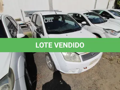 LOTE 082 - VEÍCULO; MARCA/MODELO: FORD/FIESTA FLEX FAB/MOD: 2008/2009 PLACA: JRX9498 CHASSI: 9BFZF55AX98357002