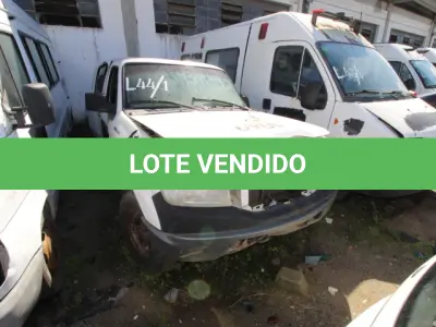 LOTE 044 - SUCATA DE VEÍCULOS:    RANGER XL 13P, CHASSI  8AFER13PXAJ316181 (MOTOR SEM CONDIÇÃO DE UTILIZAÇÃO)    FIESTA, CHASSI 9BFZF10B558229799