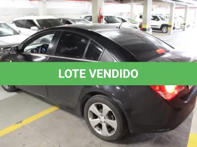LOTE 017 - VEÍCULO - CHEVROLET CRUZE LT NB, ANO/MOD 2014/2014.