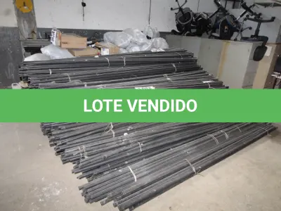 LOTE 018 - DIVERSOS MATERIAIS HIDRAULICOS E ELETRICOS COMPOSTO DE: BRAÇADEIRAS, ADAPTADORES, ALICATES DE CRIMPAGEM, ANILHAS, BROCAS DE AÇO, CABOS FLEXÍVEIS, CAIXAS DE PVC, CANALETAS, CURVAS, DISJUNTORES, ELETRODUTOS EM PVC, LUVAS, PARAFUSOS, PORCAS, RACKS EM AÇO GALVANIZADO, REATORES, TAMPAS PARA DUTOS, SUPORTES