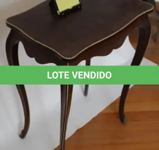 LOTE 004 - MESINHA