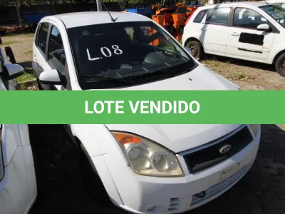 LOTE 008 - VEÍCULO: MARCA/MODELO: FORD/FIESTA 1.6 FLEX; FAB/MOD: 2009/2009; PLACA: JSL5349; CHASSI: 9BFZF55P198422338