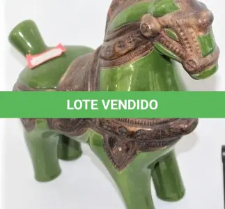 LOTE 126 - PEÇA DE DECORAÇÃO