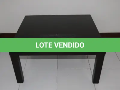 LOTE 007 - LOTE - 0007 - MESA DE CANTO QUADRADA