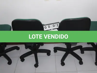 LOTE 002 - LOTE - 0002 - CADEIRA SECRETÁRIA GIRATÓRIA S/ BRAÇO CONJ. 4 PÇS.