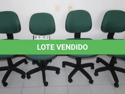 LOTE 002 - LOTE - 0002 - CADEIRA SECRETÁRIA GIRATÓRIA S/ BRAÇO CONJ. 4 PÇS.