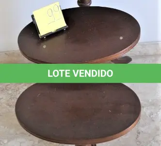 LOTE 099 - MÓVEL