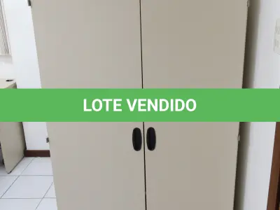 LOTE 012 - LOTE - 0012 - ARMÁRIO 2 PORTAS ALTO