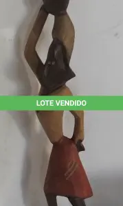 LOTE 228 - ESCULTURA