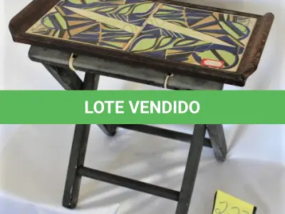 LOTE 223 - MESA