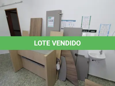 LOTE 008 - MÓVEIS PARA ESCRITÓRIO