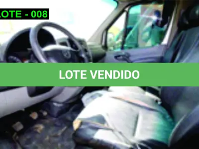 LOTE 008 - VEÍCULO - MERCEDES-BENS SPRINTER, 2014/2014, DIESEL, DÉBITO POR CONTA DO ARREMATANTE R$ 10.340,19.