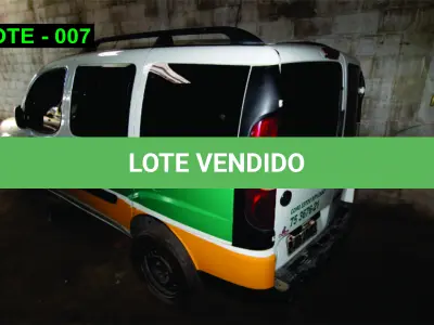 LOTE 007 - VEÍCULO - FIAT DOBLÓ ATTRACTIVE 1.4, 2015/2016, ALCOOL/GASOLINA, DÉBITO POR CONTA DO ARREMATANTE R$ 3.971,04.