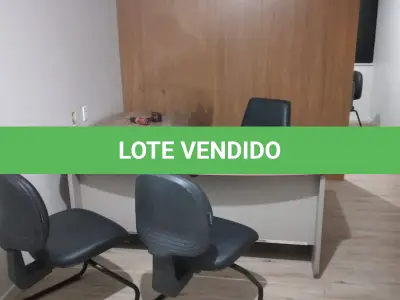 LOTE 008 - MÓVEIS PARA ESCRITÓRIO