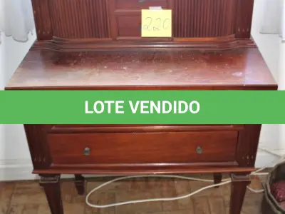 LOTE 220 - ESCRIVANINHA