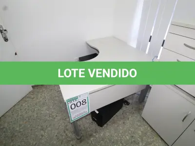 LOTE 008 - MÓVEIS PARA ESCRITÓRIO