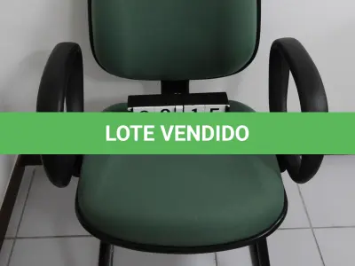 LOTE 015 - LOTE - 0015 - CADEIRA DIRETOR FIXA C/ BRAÇO