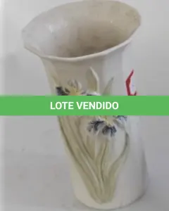LOTE 131 - VASO