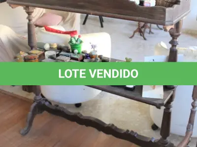 LOTE 135 - PRATELEIRA DIVISÓRIA