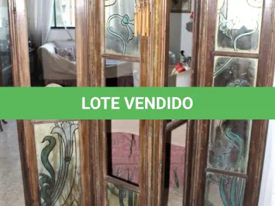 LOTE 155 - BIOMBO