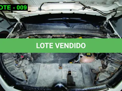 LOTE 009 - VEÍCULO - FIAT TORO VOLCANO 4x4, 2016/2017, DIESEL, DÉBITO POR CONTA DO ARREMATANTE R$ 780,94.