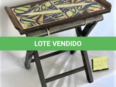 LOTE 223 - MESA