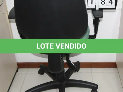 LOTE 184 - LOTE - 0184 - CADEIRA SECRETÁRIA GIRATÓRIA C/ BRAÇO