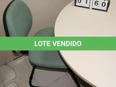 LOTE 160 - LOTE - 0160 - MESA REDONDA C/ 4 CADEIRAS FIXAS