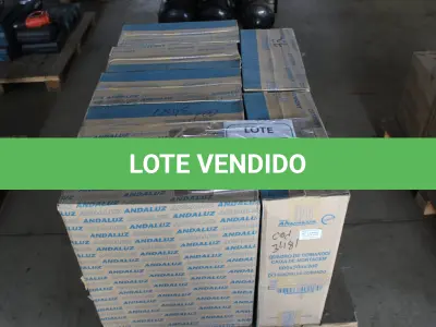 LOTE 056 - MATERIAL DIVERSO