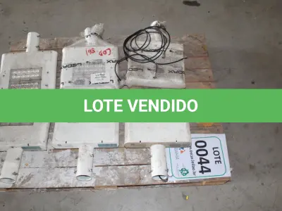 LOTE 044 - MATERIAL DIVERSO