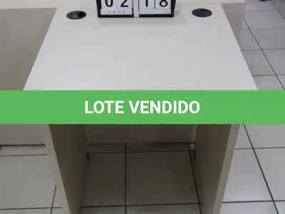 LOTE 218 - LOTE - 0218 - MESA SUPORTE P/ IMPRESSORA