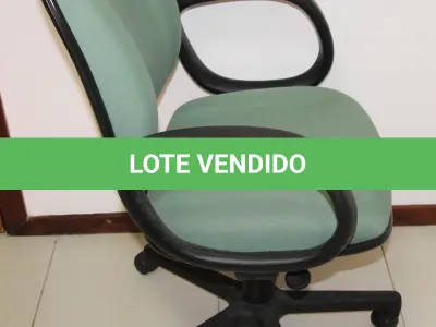 LOTE 091 - LOTE - 0091 - CADEIRA DIRETOR GIRATÓRIA C/ BRAÇO