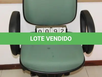 LOTE 092 - LOTE - 0092 - CADEIRA PRESIDENTE GIRATÓRIA C/ BRAÇO