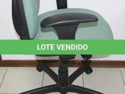 LOTE 228 - LOTE - 0228 - CADEIRA SECRETÁRIA GIRATÓRIA C/ BRAÇO