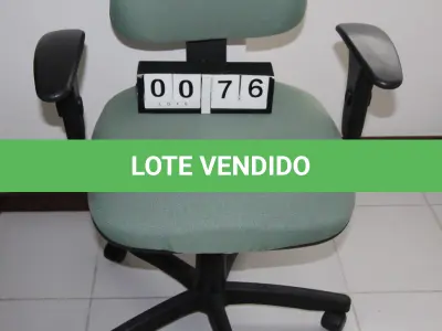 LOTE 076 - LOTE - 0076 - CADEIRA SECRETÁRIA GIRATÓRIA C/ BRAÇO